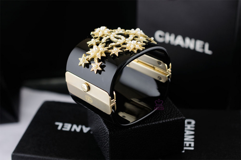 Bracciale Chanel Modello 664